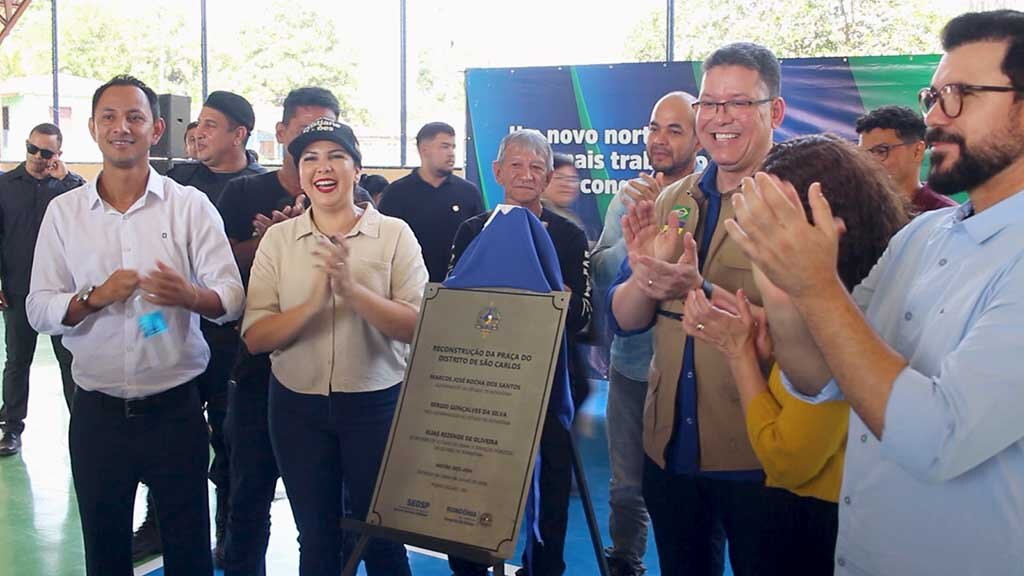 Deputada Federal Cristiane Lopes Participa da Entrega da Nova Praça no Distrito de São Carlos-RO - Gente de Opinião