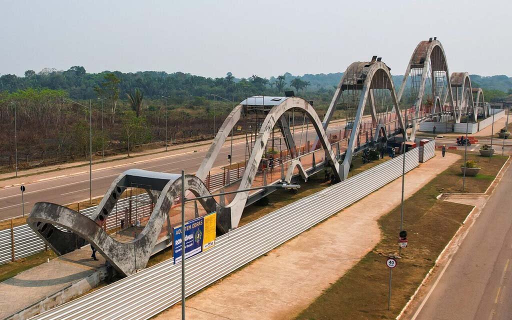 A obra faz parte do programa Governo na Cidade, iniciativa que visa melhorar a qualidade de vida, infraestrutura e urbanização nos 52 municípios de Rondônia - Gente de Opinião