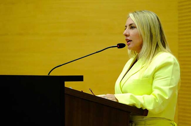 Deputada Ieda Chaves quer detalhes sobre os serviços de Psicologia e Serviço Social nas escolas - Gente de Opinião