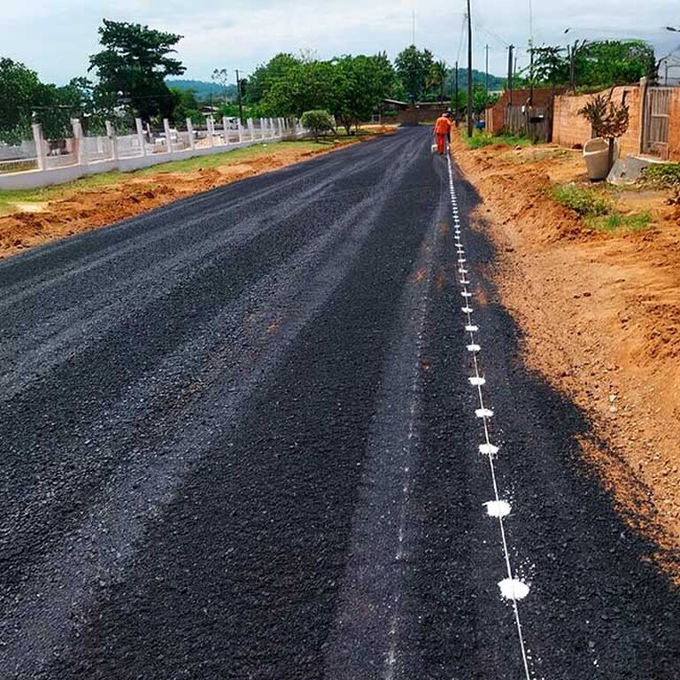 Quatorze ruas em Campo Novo de Rondônia recebem capa asfáltica, obra do DER-RO - Gente de Opinião