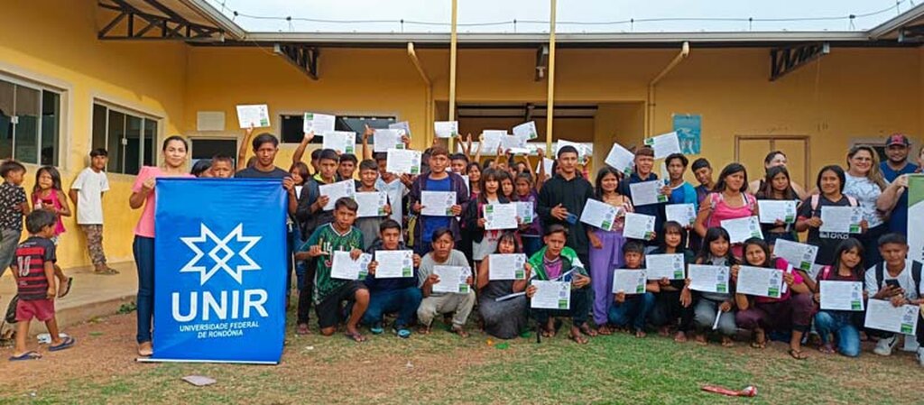 Letramento Literário em escolas de educação básica: foco nas obras de literatura regional amazônica - Gente de Opinião