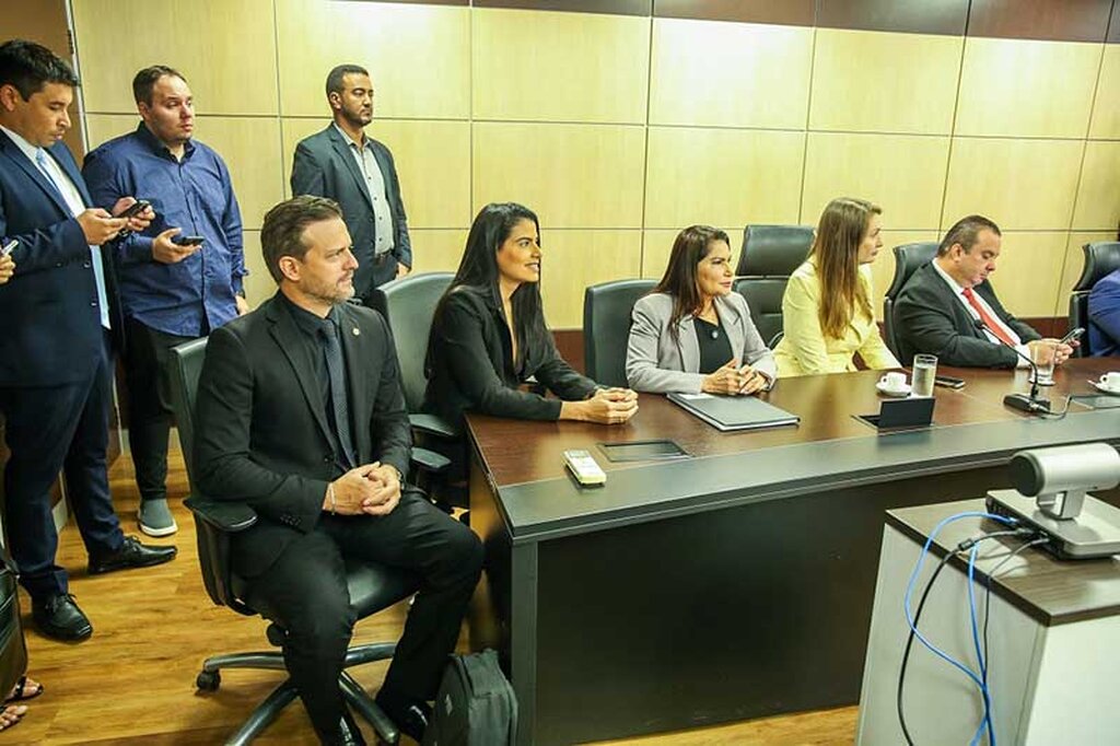 Parlamentares rondonienses apresentarem diversas demandas no encontro (Foto: Jessen Peixoto I UNALE) - Gente de Opinião