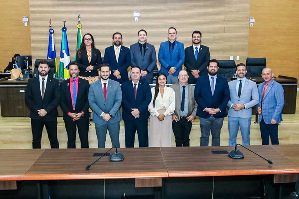 À Mesa incumbe a direção dos trabalhos legislativos e a supervisão dos serviços administrativos da Assembleia (Foto: Antônio Lucas I Secom ALE/RO) - Gente de Opinião