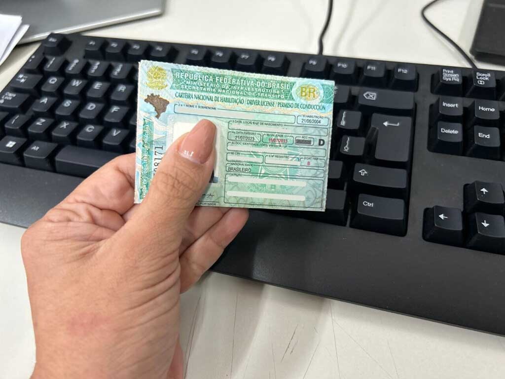 A CNH Social agora é Lei e permite que pessoas de baixa renda tenham a gratuidade total em sua 1ª Habilitação - Gente de Opinião