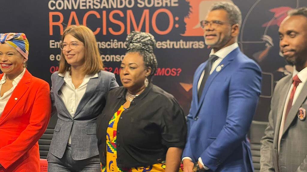 Participação como palestrante no evento Conversando sobre o Racismo na Escola do Ministério Público Federal - Gente de Opinião