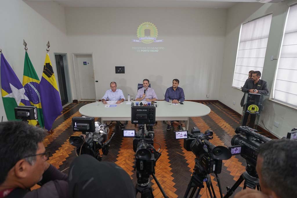 Dívida pública municipal também foi debatida com a imprensa durante a coletiva - Gente de Opinião