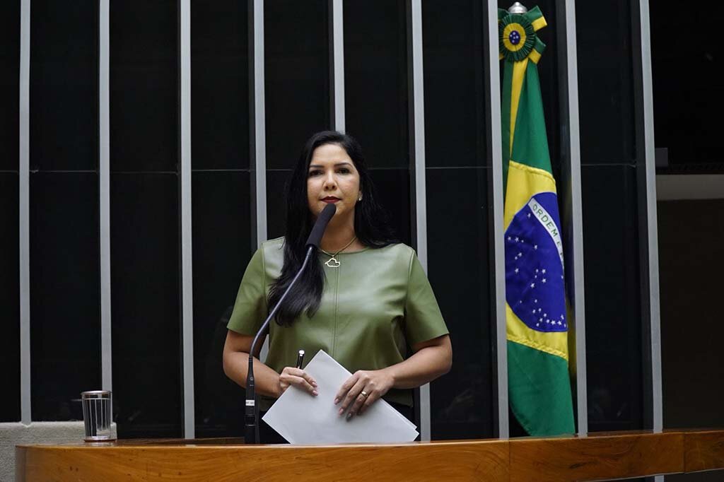 Deputada Cristiane Lopes solicita recursos e apoio do Exército para combater a violência - Gente de Opinião