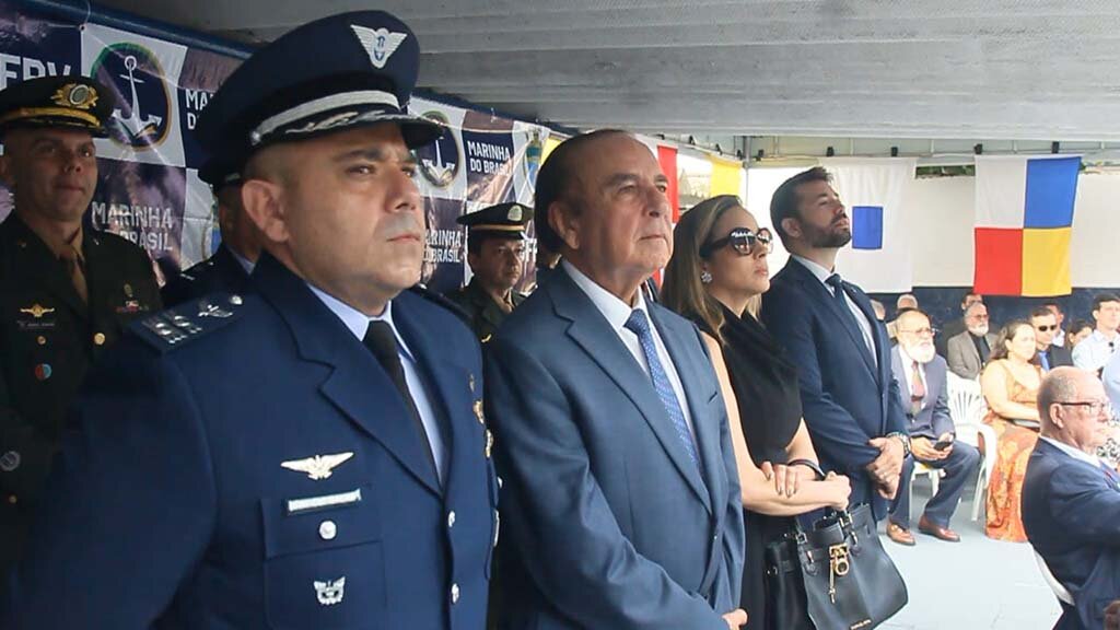 Presidente da SOAMAR Rondônia e Presidente do Grupo Educacional Aparício Carvalho Dr. Aparício Carvalho de Moraes, prestigia cerimônia de transmissão de cargo na Capitania dos Portos de Porto Velho - Gente de Opinião