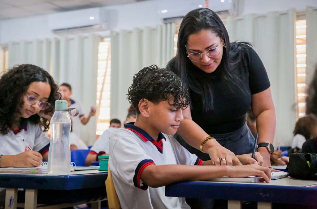 Valorização dos Profissionais da Educação de Rondônia  é fortalecida pelo governador Marcos Rocha - Gente de Opinião