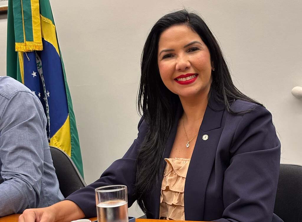 Deputada Cristiane Lopes Apresenta Projeto de Lei para Regularização Fundiária em Rondônia - Gente de Opinião