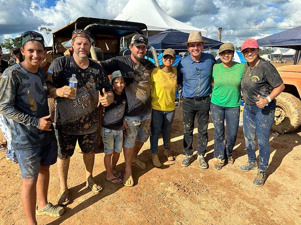 Deputada Federal Cristiane Lopes destina R$ 1 milhão e 800 mil para Alto Paraíso (RO) e participa da 17ª Corrida Nacional de Jericos Motorizados - Gente de Opinião