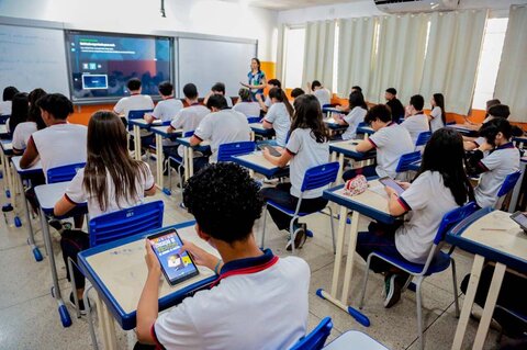 Gestão Marcos Rocha fortalece acompanhamento da frequência escolar como estratégia educacional