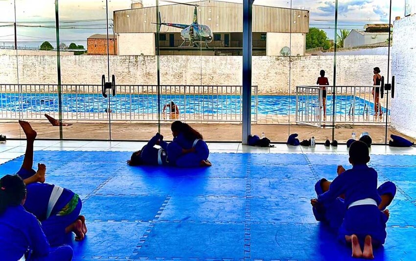 Projeto Voar abre inscrições para aulas gratuitas de natação e jiu-jitsu, em Porto Velho