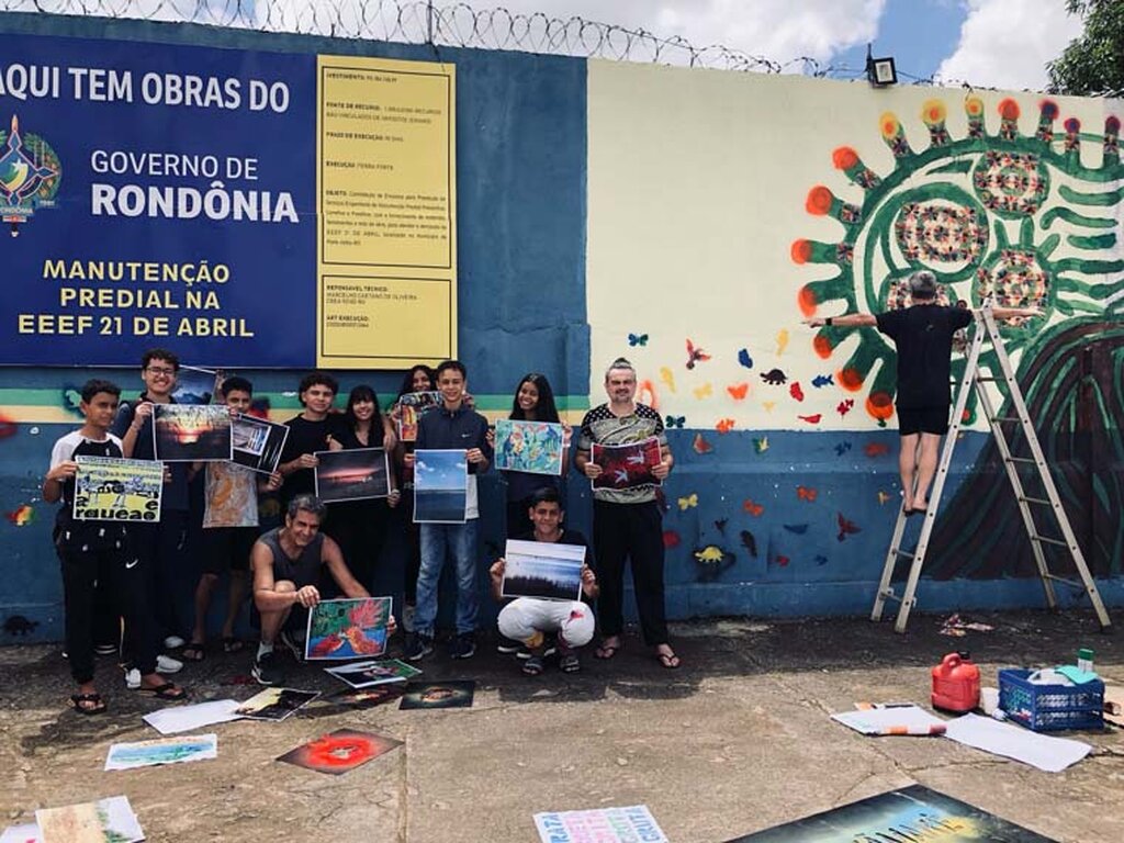 Escola 21 de Abril participa do Projeto Nacional Megafone Artivismo - Gente de Opinião