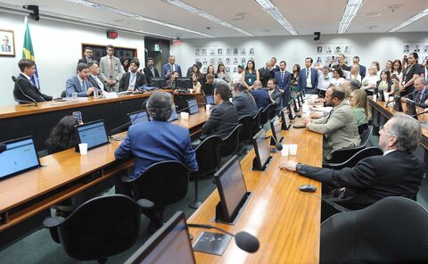 Deputado Maurício Carvalho assume a Presidência da Comissão de Educação da Câmara dos Deputados