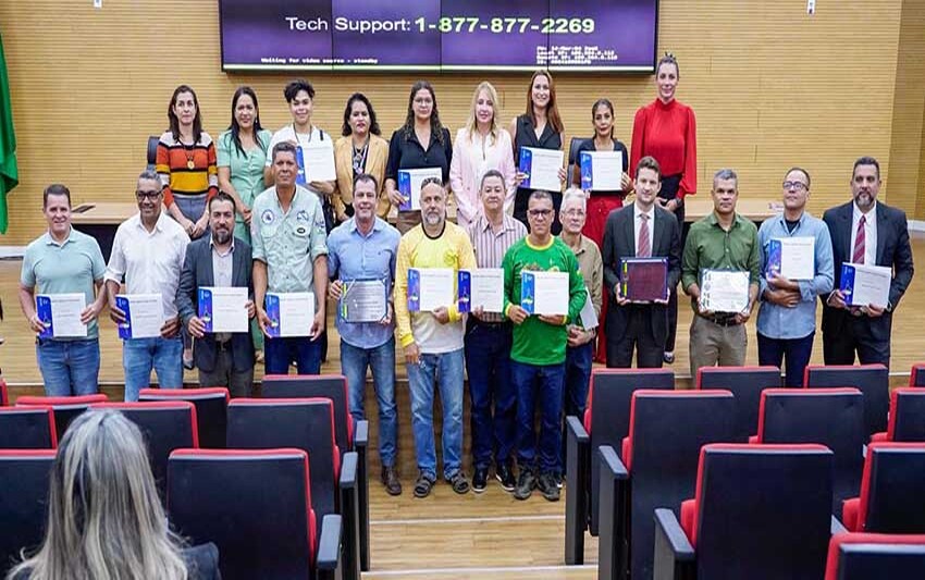 Assembleia homenageia setores da Pesca Esportiva e Apicultura de Rondônia