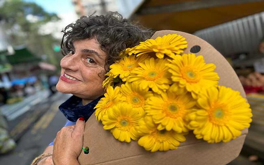 Mulheres, a hora é agora. Chega de blábláblá