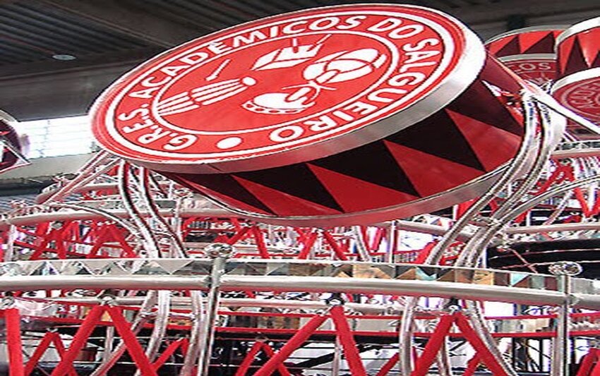 Samba, carnaval e sangue