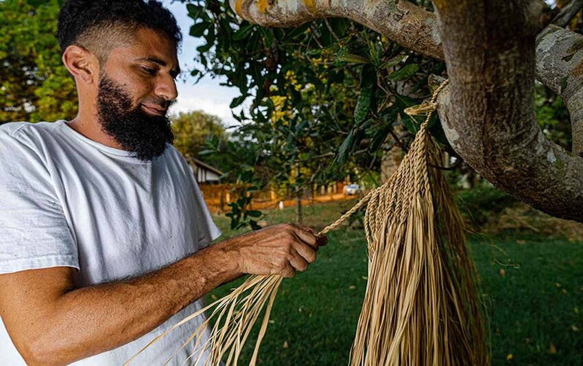 Pontão de Cultura Associação Cultural Diversidade Amazônica realiza oficina gratuita de artesanato durante a 2ª Teia RO, em Ji-Paraná