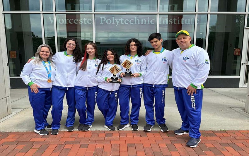 Equipe de robótica do SESI-RO conquista dois troféus nos EUA