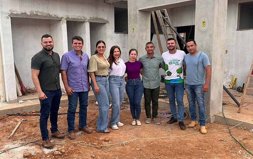 Com quase R$ 5 milhões investidos em Alto Paraíso, Cristiane Lopes acompanha reta final da nova UBS